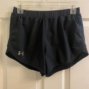 UNDER ARMOR SHORTS